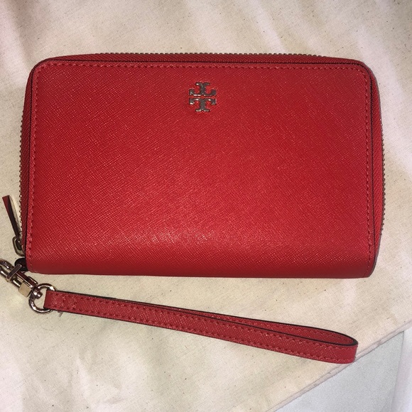 Tory Burch Handbags - Tory Burch poppy red wristlet wallet